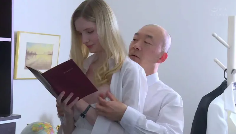 Người vợ chấp nhận làm người tình cho đối tác của ông chồng để trả nợ